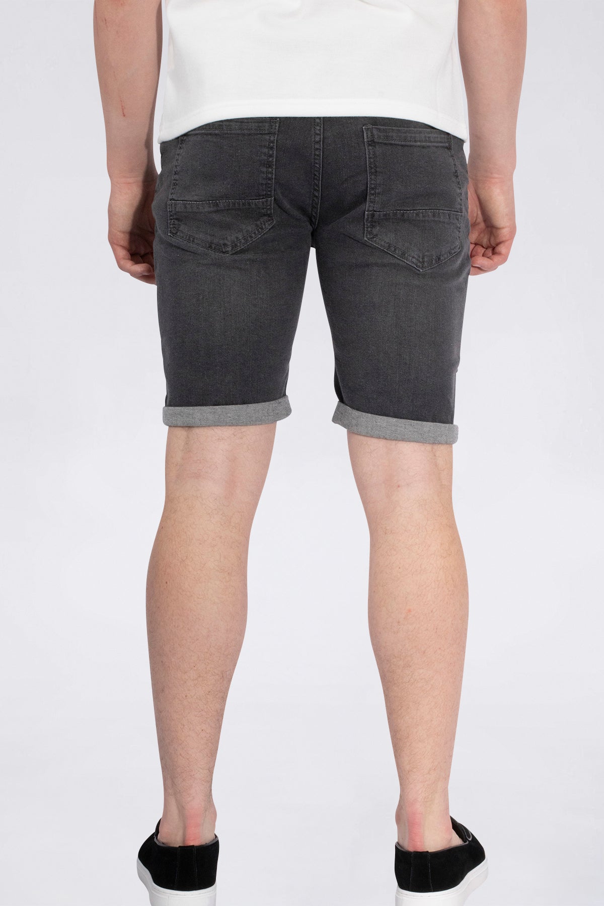 THE TARANTO SHORT JEANS