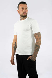 THE LAURO SEAMLESS T SHIRT
