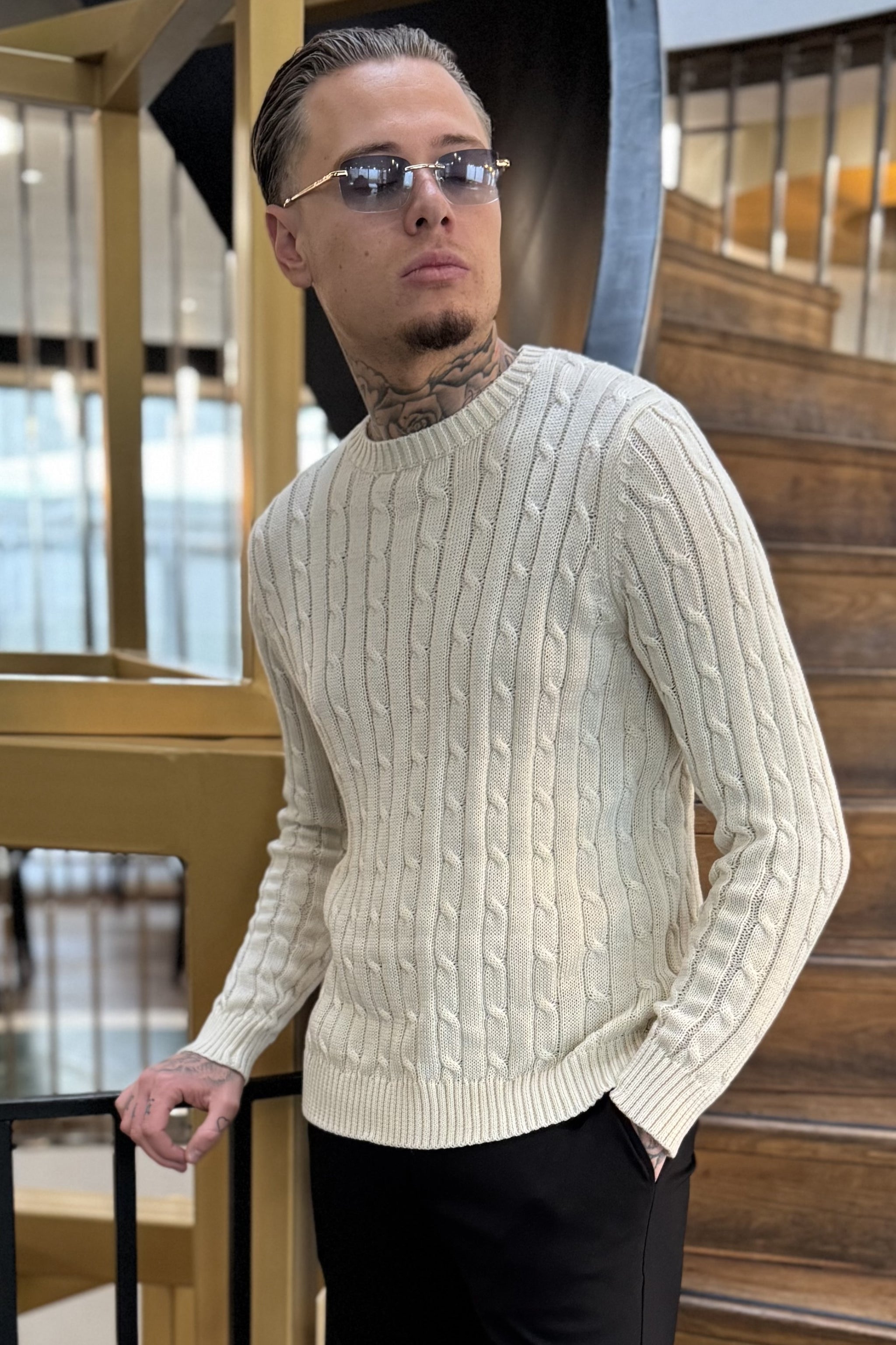 THE CABLE CREWNECK SWEATER