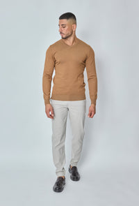 THE NOBLE TRUI - STRETCH MET EEN V-KRAAG (8610769862994)