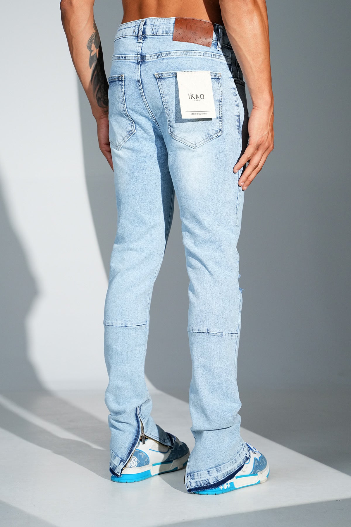 THE IKAO ZIPPED DENIM