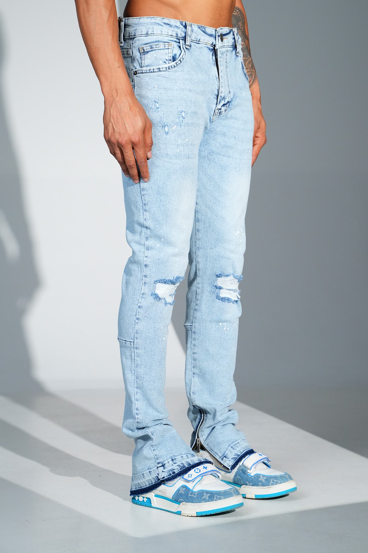 THE IKAO ZIPPED DENIM