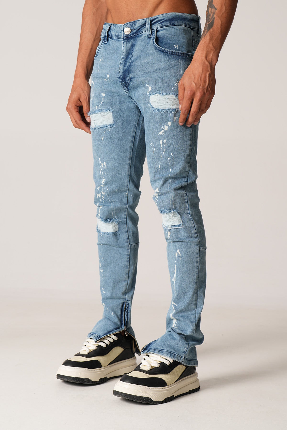 THE IKAO ZIPPED DENIM