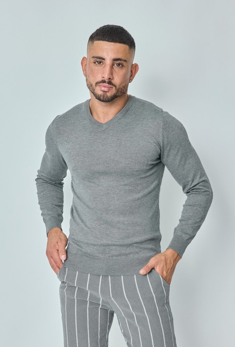 THE NOBLE TRUI - STRETCH MET EEN V-KRAAG (8610769862994)