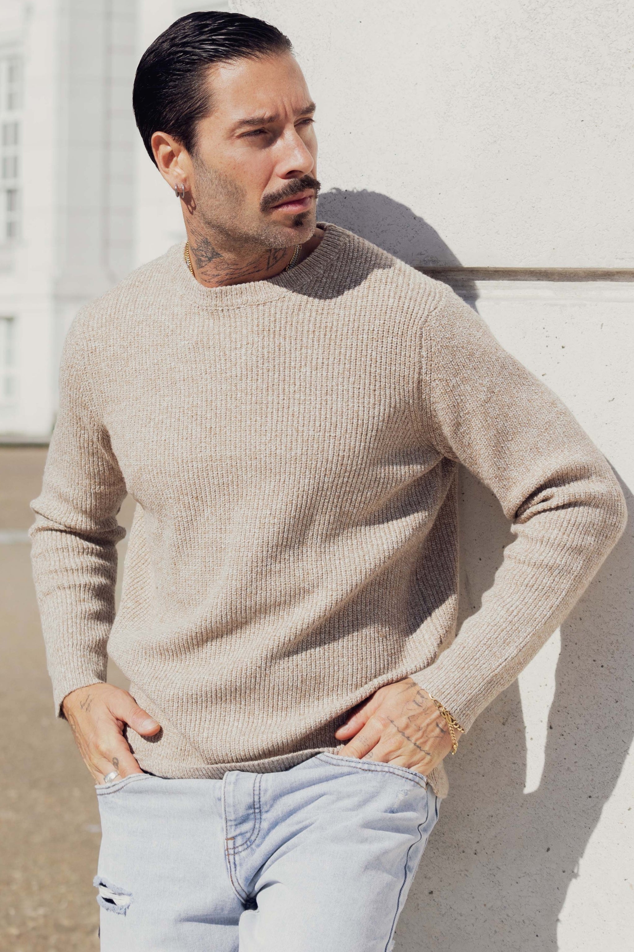 THE DALARO RIBBED KNITTED CREWNECK SWEATER