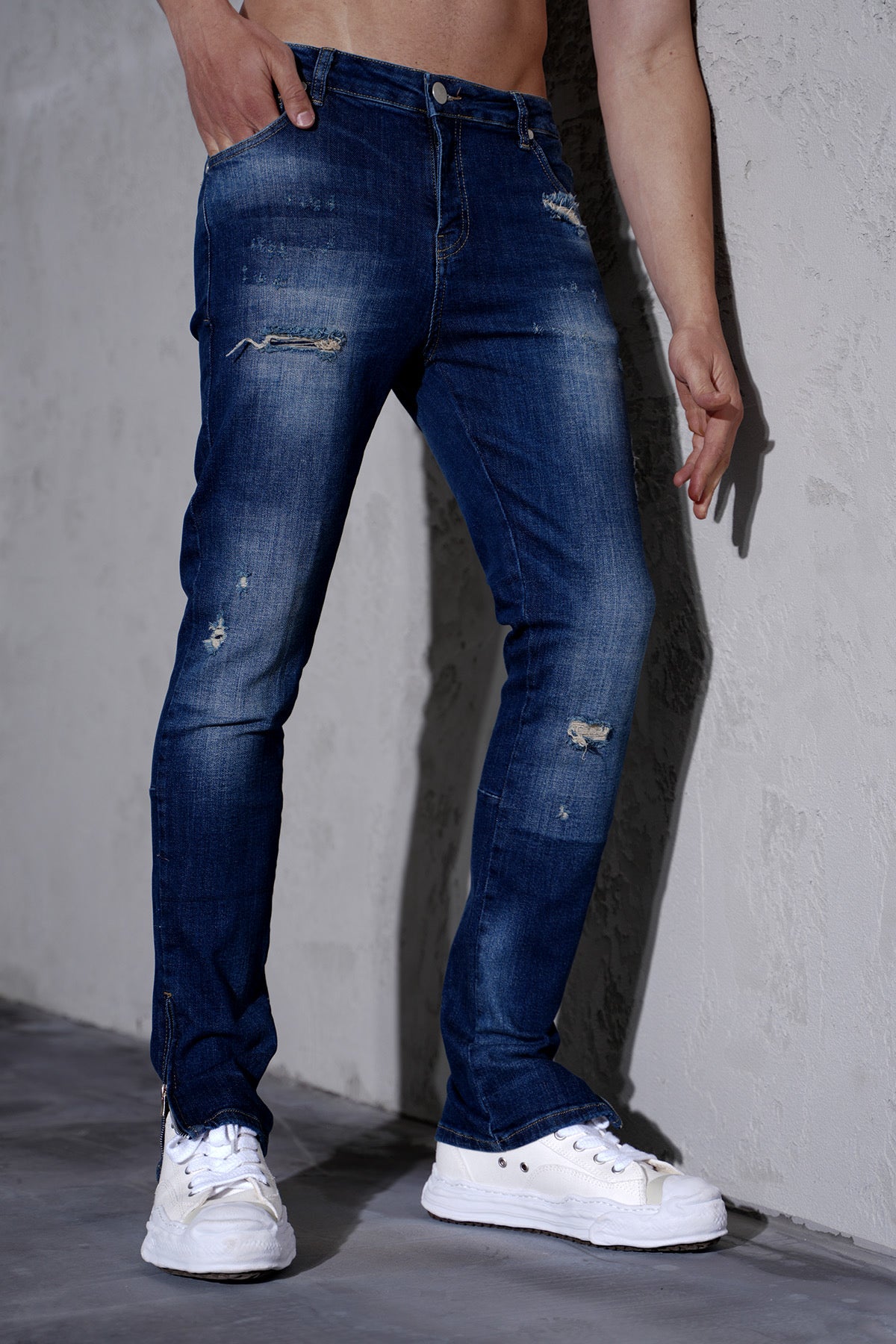 THE IKAO ZIPPED DENIM