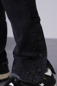 THE IKAO REGULAR DENIM