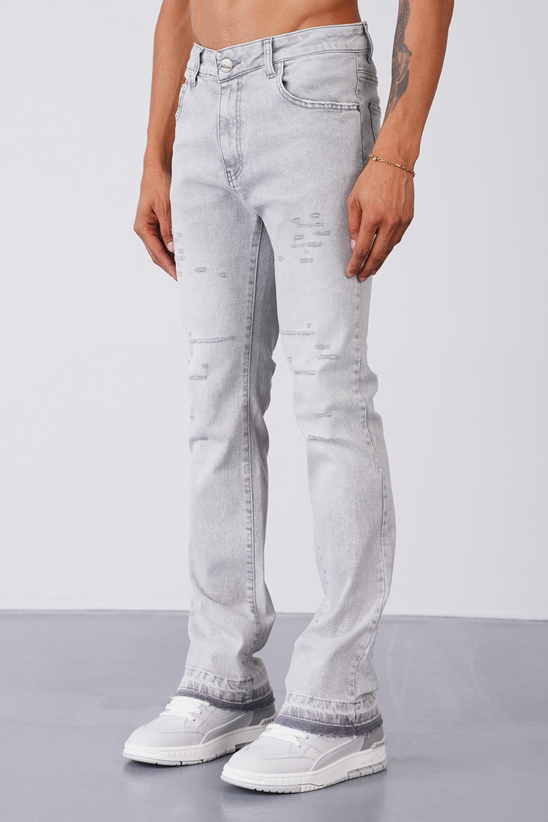 THE IKAO FLARE JEANS