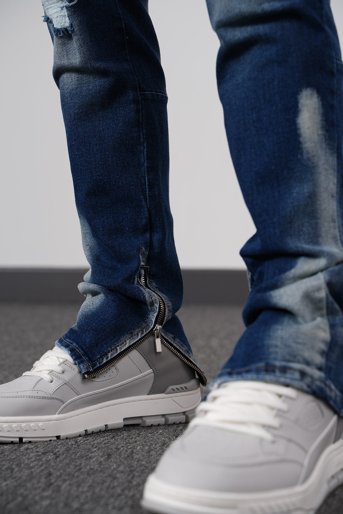 THE TOLEDO FLARED JEANS