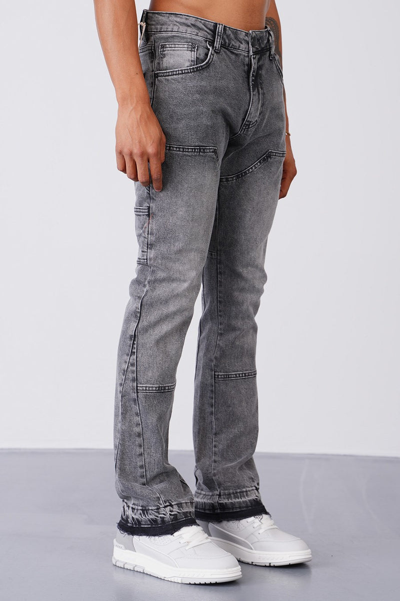 THE IKAO FLARE JEANS