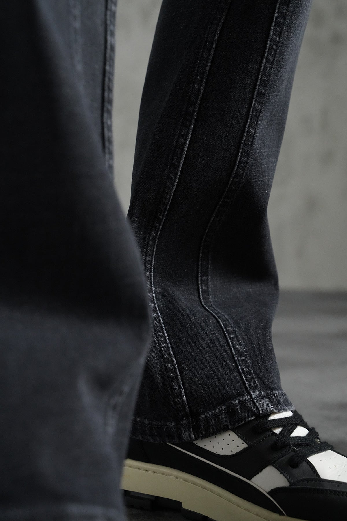 THE IKAO FLARED DENIM
