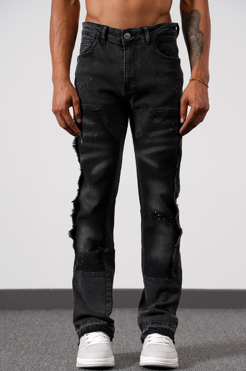 THE LEYTON FLARED JEANS - TRAVELER