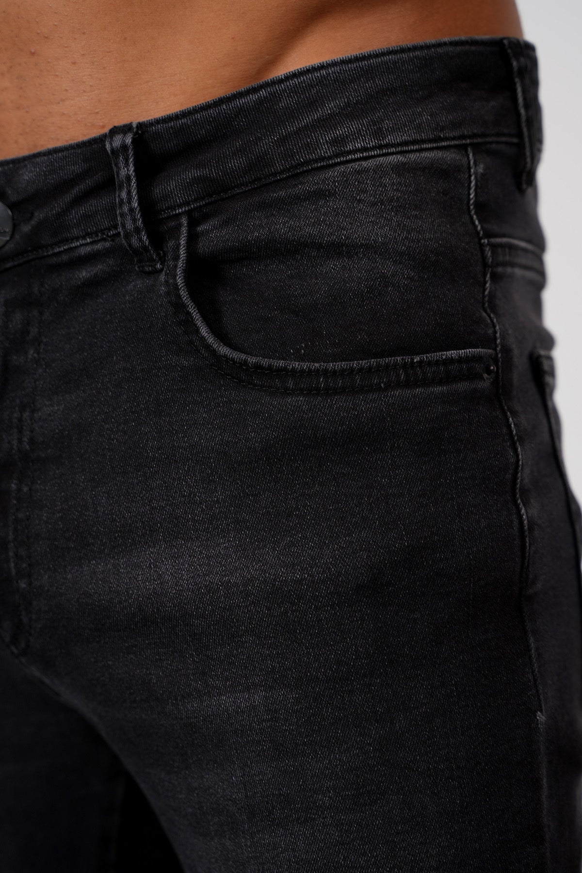 THE DRAMMEN FLARED JEANS - TRAVELER