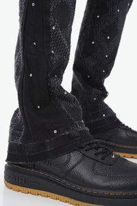 THE GALACTIC FLARED JEANS