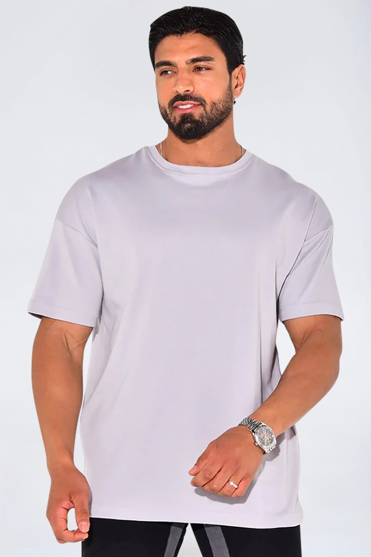THE BATA T-SHIRT - BASIC EN OVERSIZED - Vibes Fashion