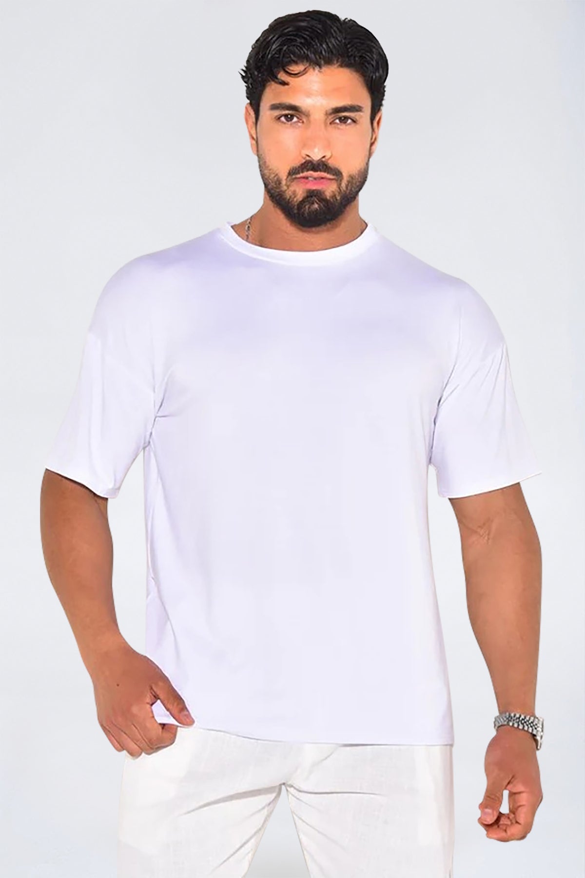 THE BATA T-SHIRT - BASIC EN OVERSIZED - Vibes Fashion
