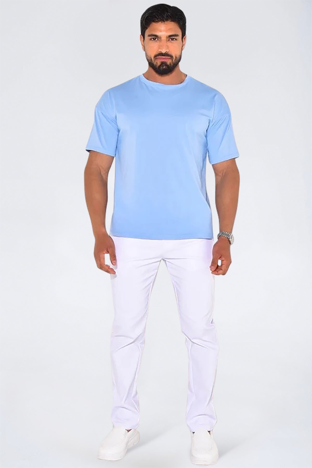THE BATA T-SHIRT - BASIC EN OVERSIZED - Vibes Fashion