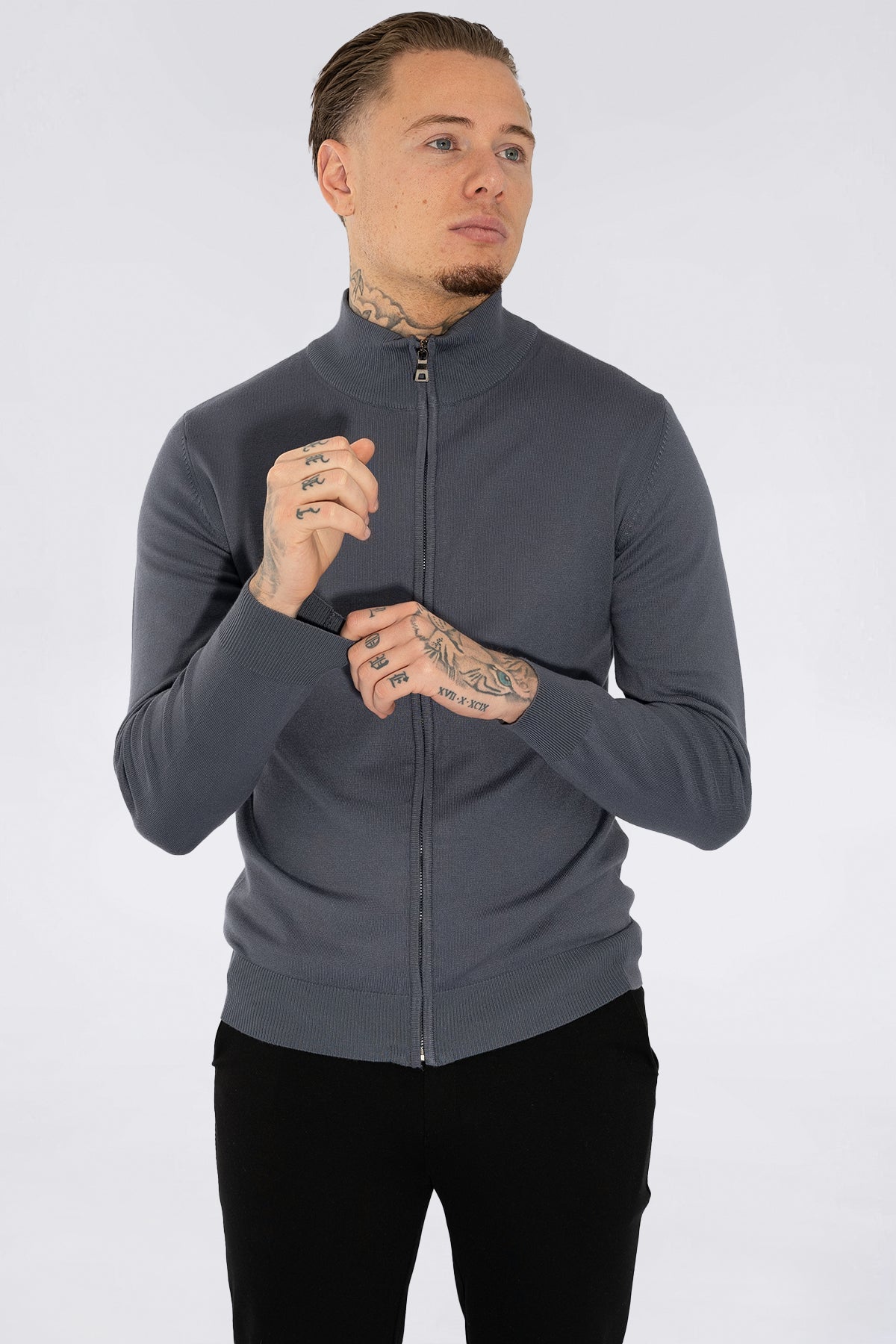 THE BELFORT FULL ZIP SWEATER - Vibes Fashion