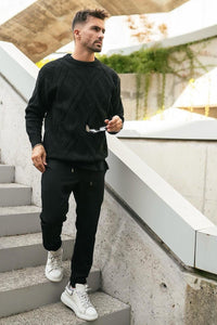 THE BELGRADO KNITTED CREWNECK SWEATER - Vibes Fashion