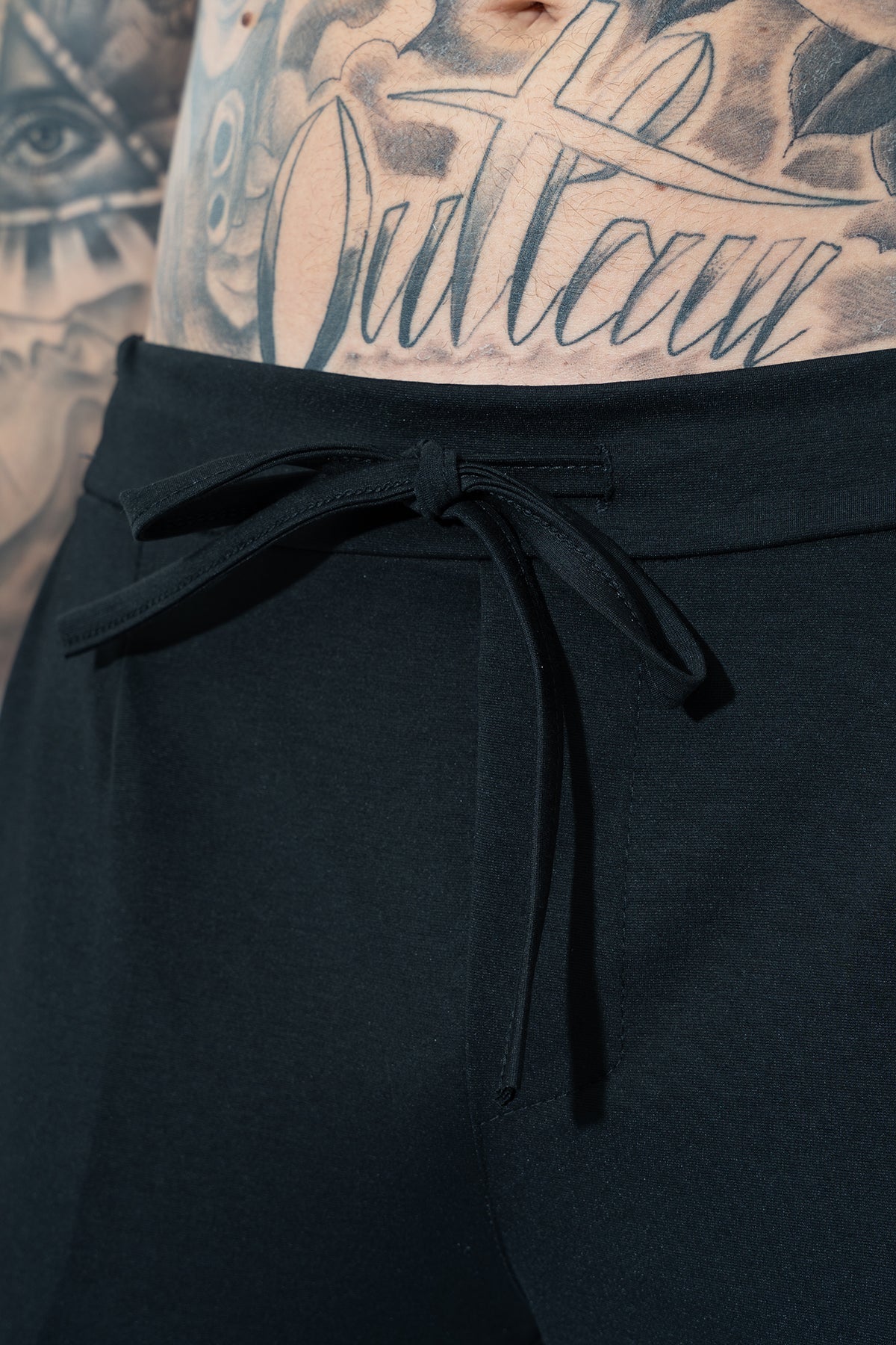 THE BERLIN TROUSERS - Vibes Fashion