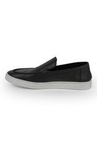 THE ELEGANCE ESSENTIAL LOAFER - Vibes Fashion