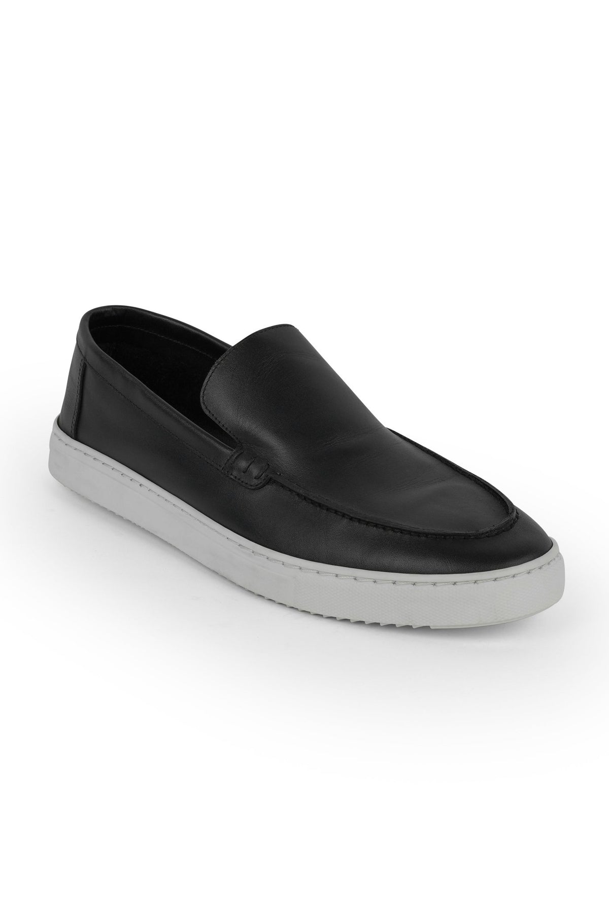 THE ELEGANCE ESSENTIAL LOAFER - Vibes Fashion