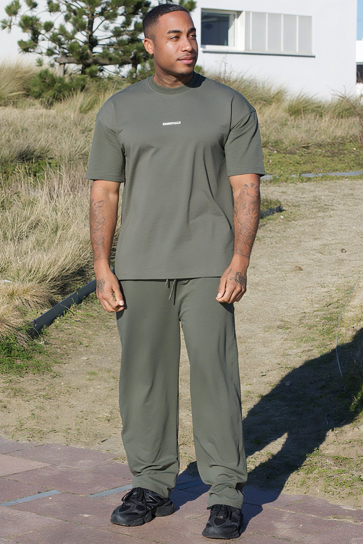 THE ESSENTIALS COMBISET - Vibes Fashion
