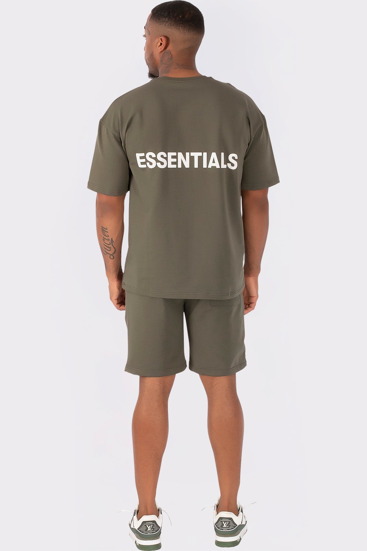THE ESSENTIALS SUMMERSET - Vibes Fashion