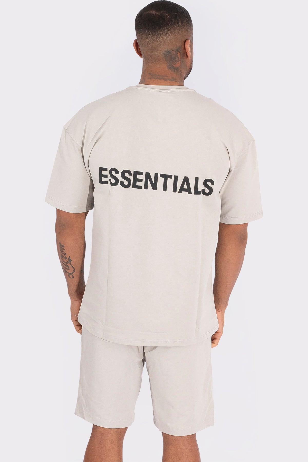 THE ESSENTIALS SUMMERSET - Vibes Fashion