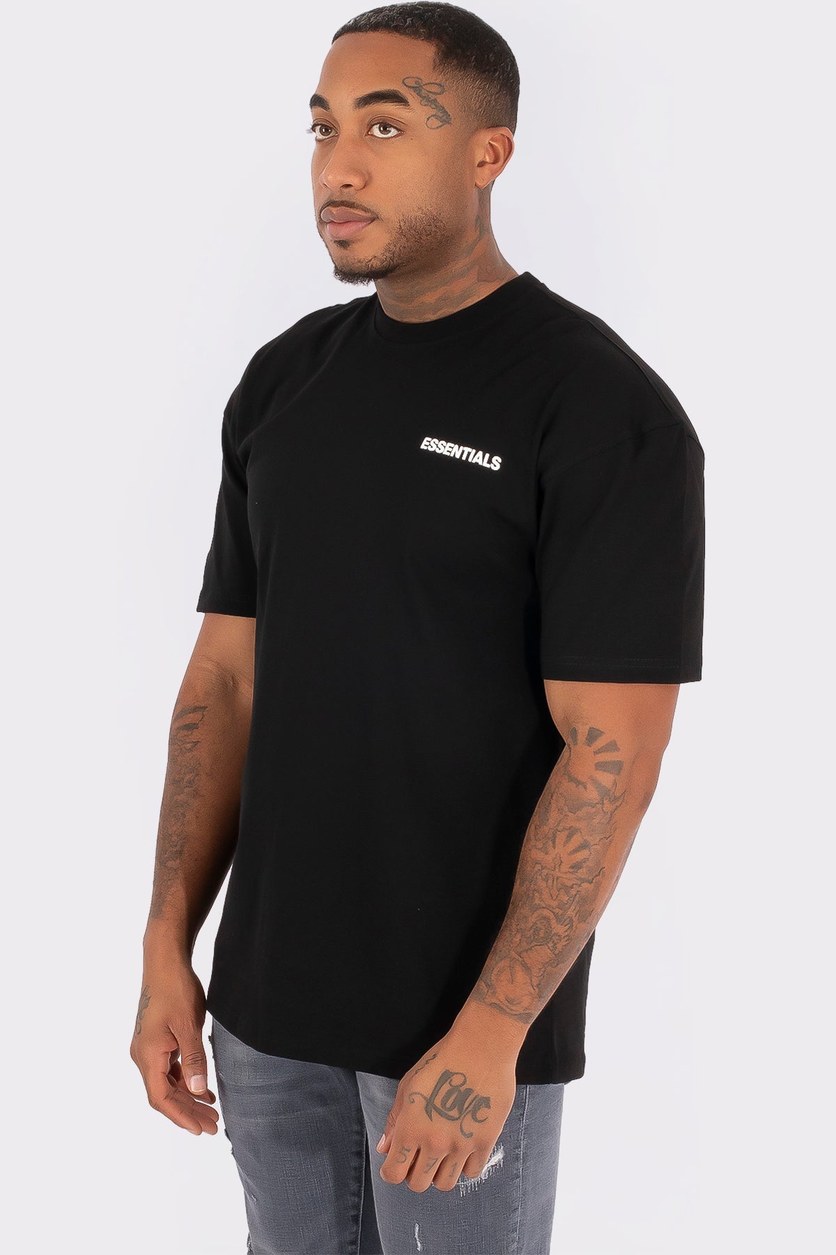 THE ESSENTIALS T-SHIRT - Vibes Fashion