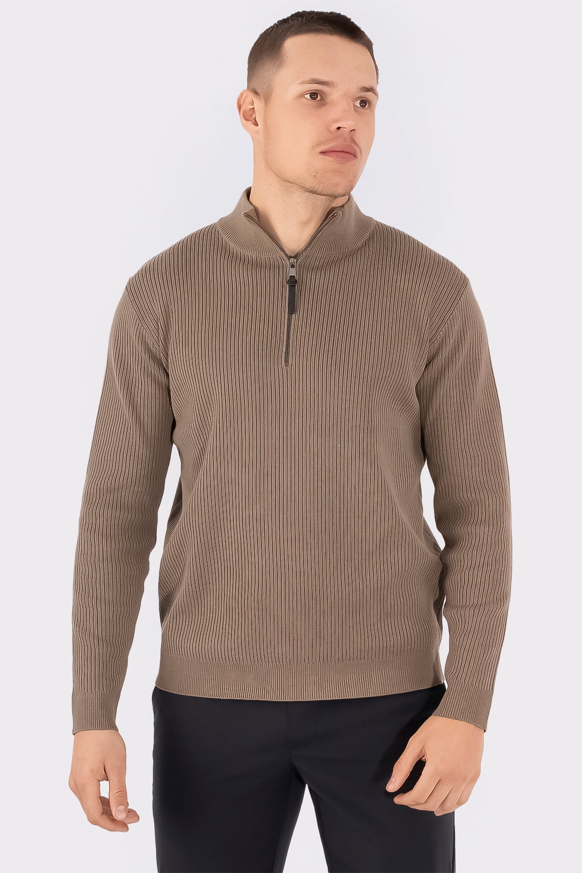 THE HELSINKI HALF-ZIP - Vibes Fashion