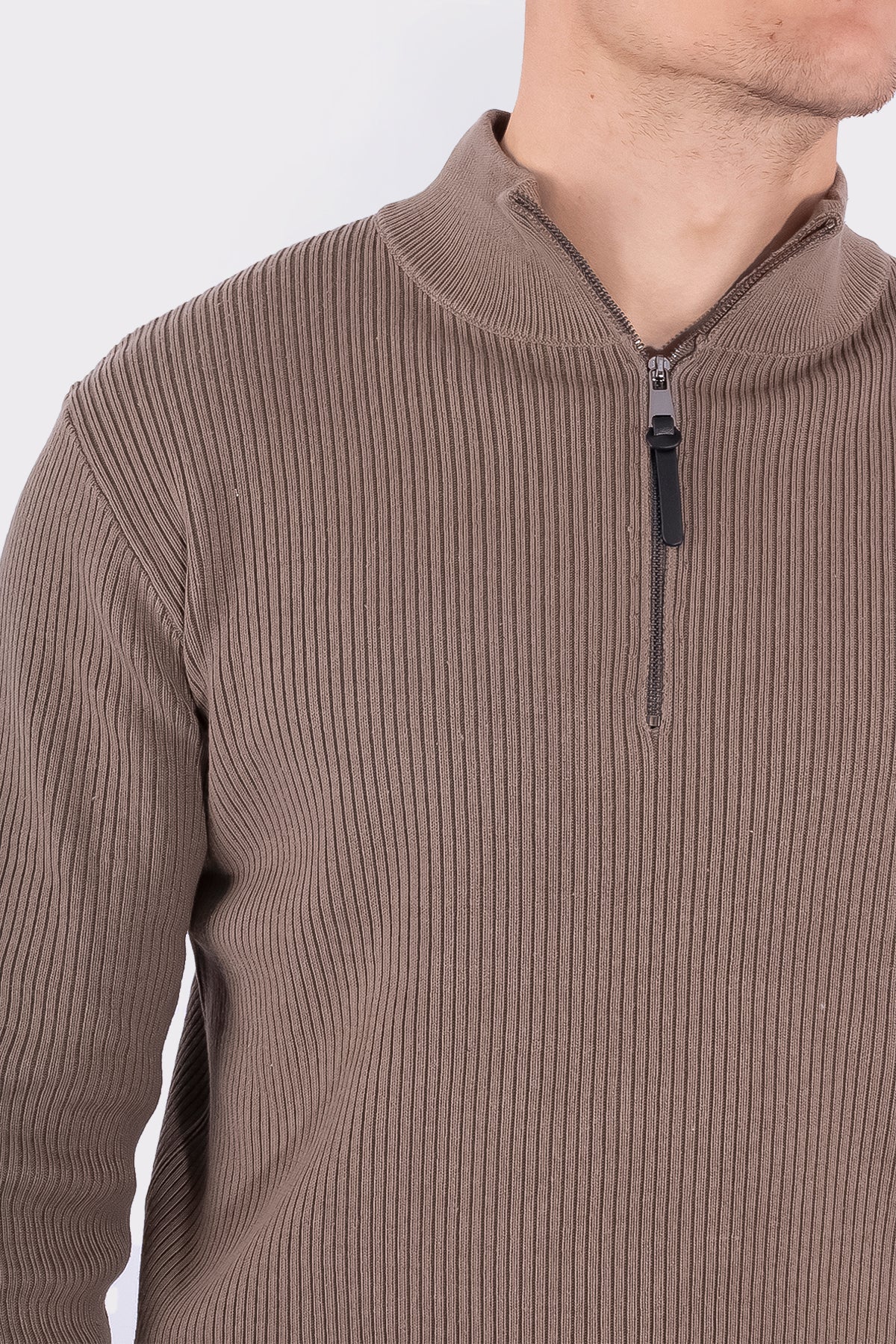 THE HELSINKI HALF-ZIP - Vibes Fashion