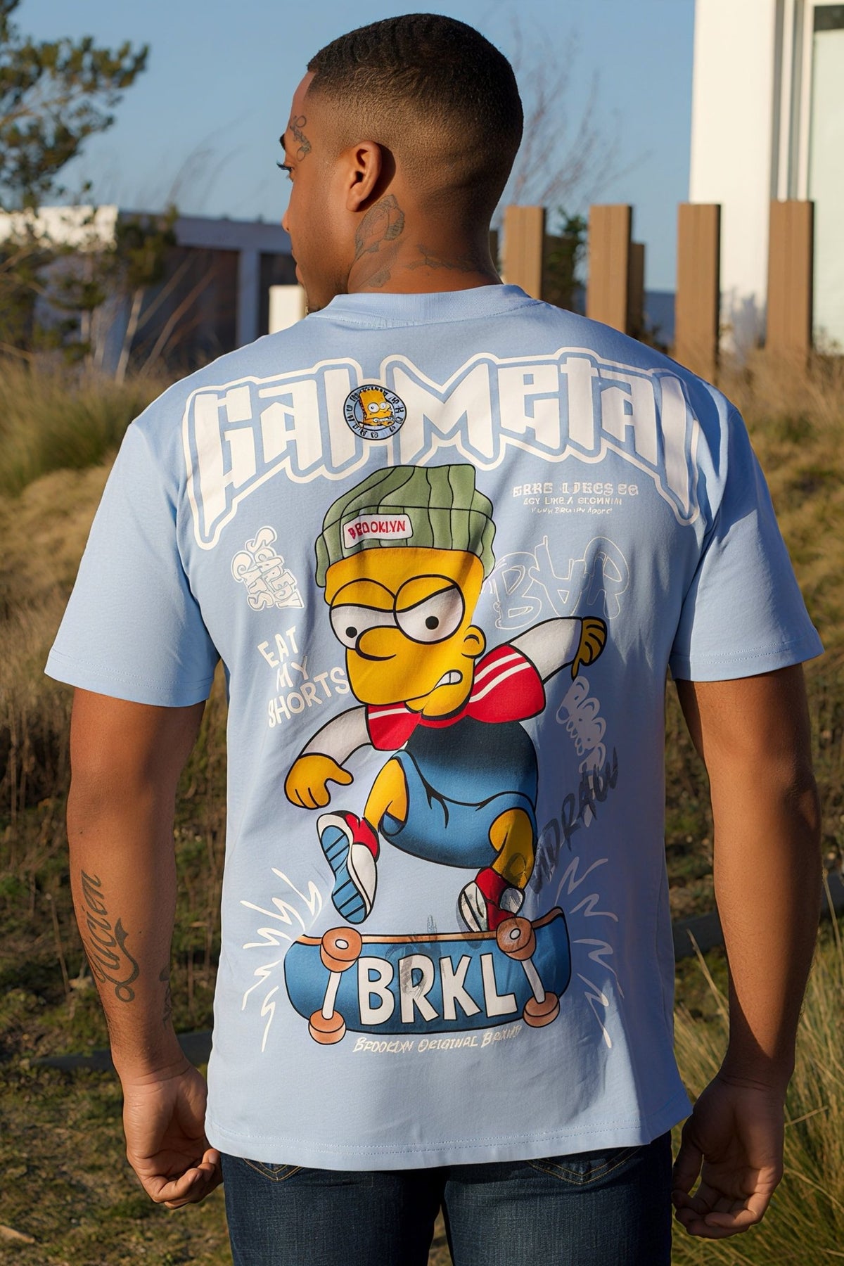 THE ICON LOONEY T-SHIRT - Vibes Fashion