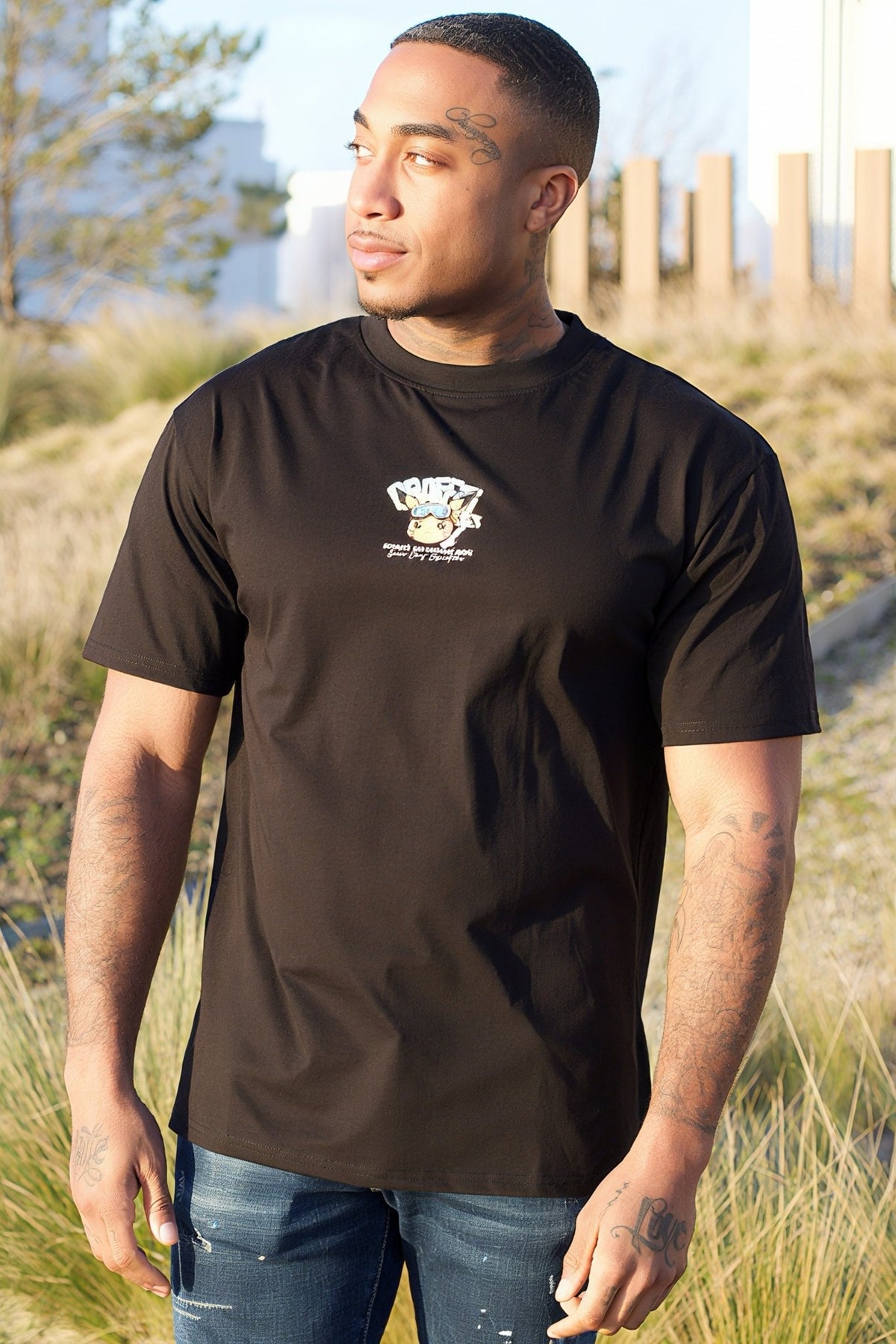 THE ICON LOONEY T-SHIRT - Vibes Fashion