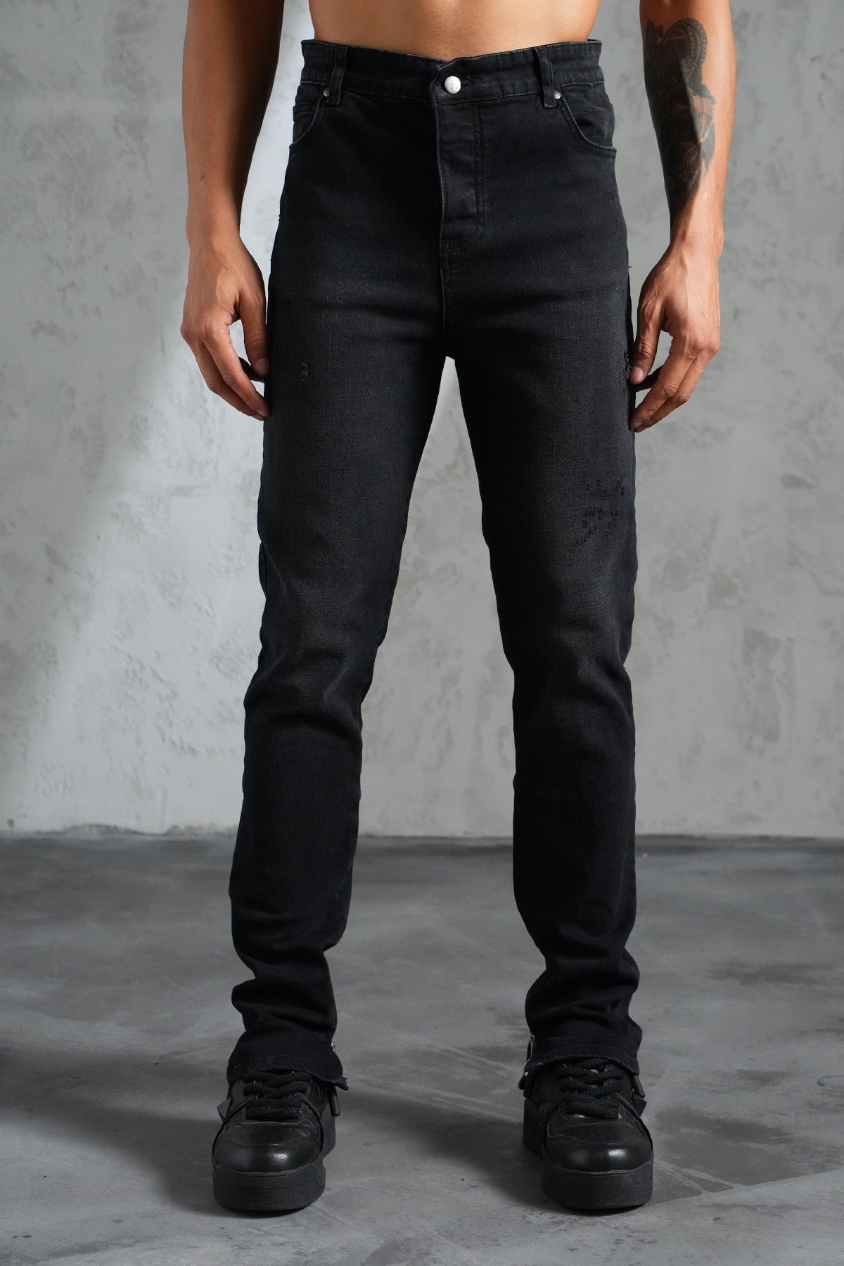 THE IKAO ZIPPED DENIM - Vibes Fashion