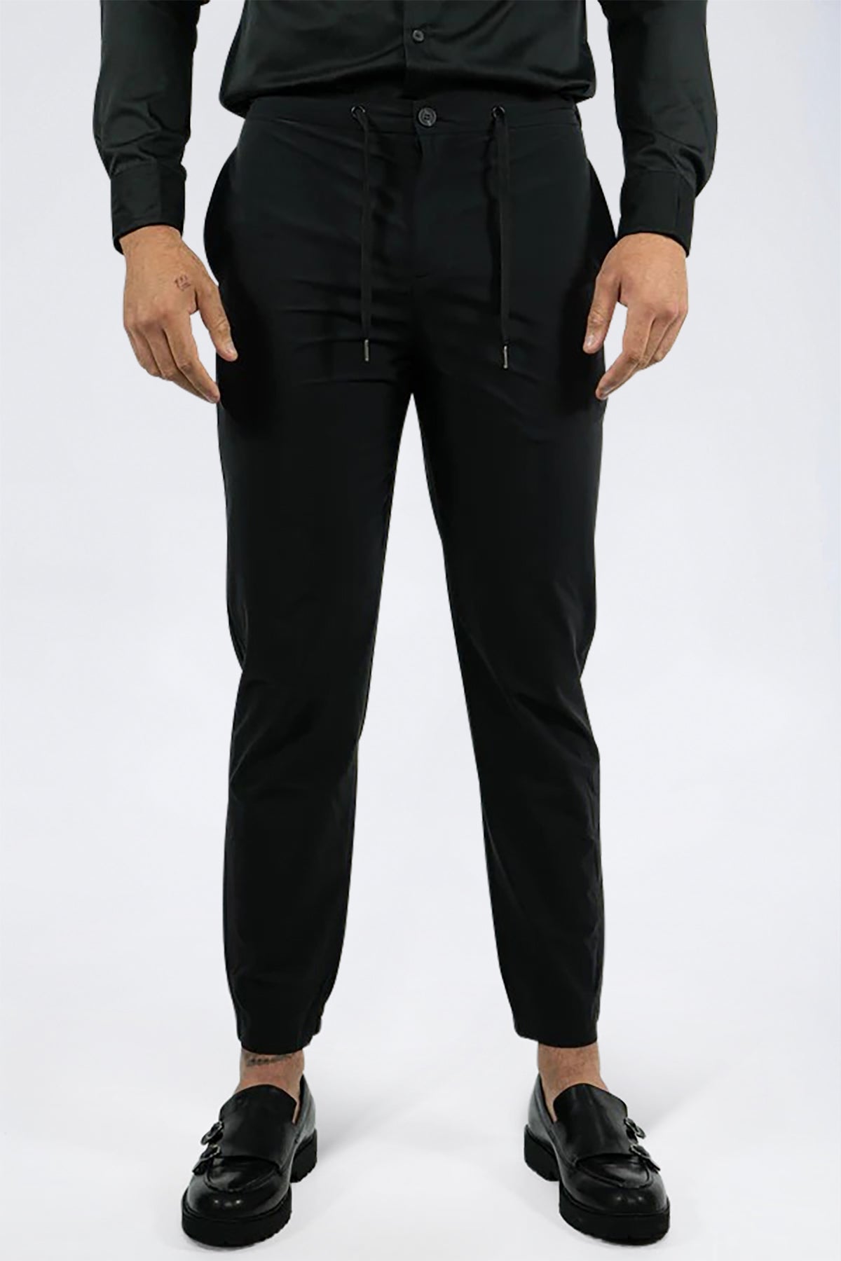 THE LYON TECH TROUSERS - Vibes Fashion