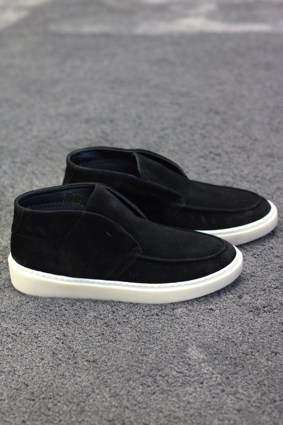 THE MENDOZA PREMIUM HIGHTOP - Vibes Fashion