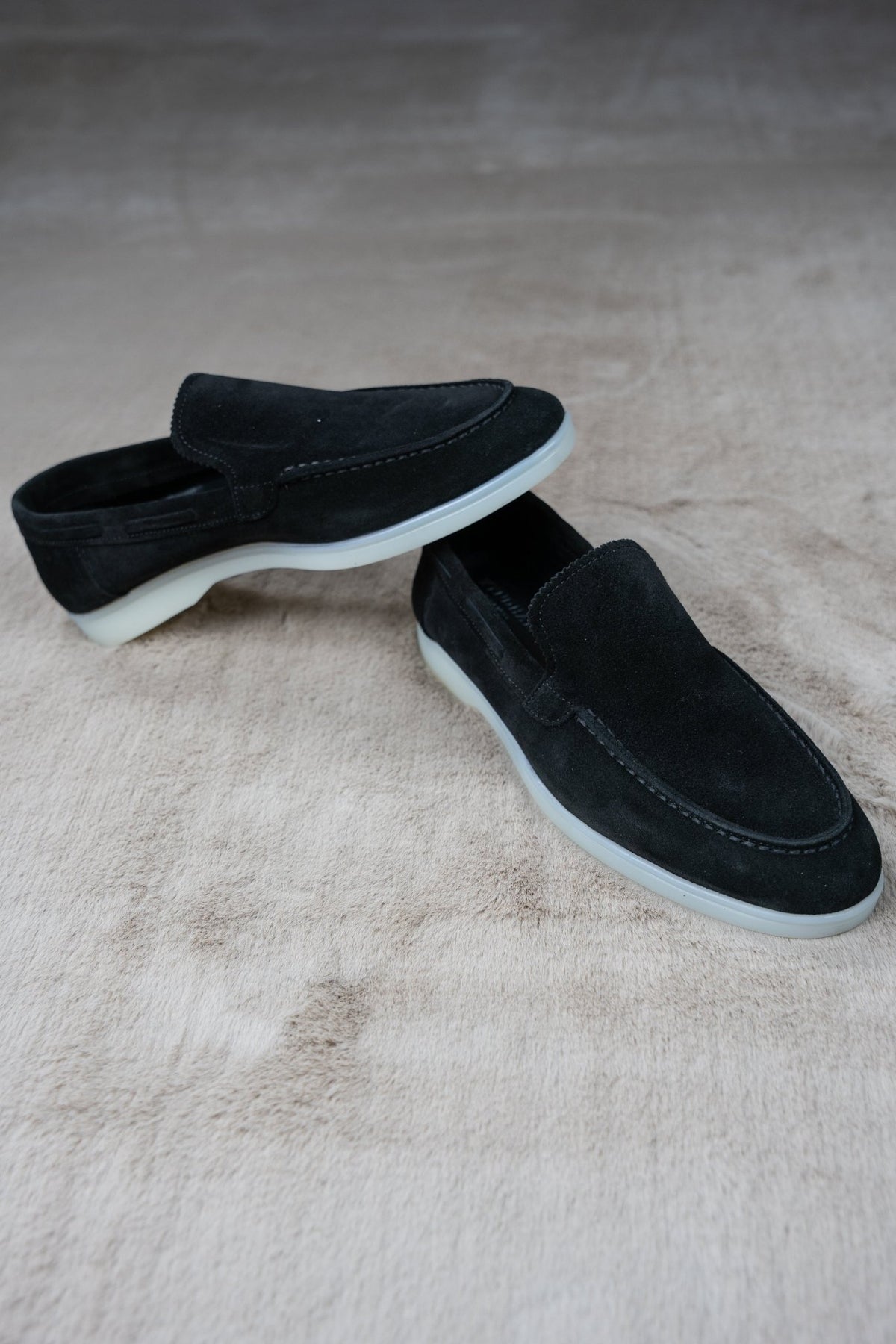 THE MENDOZA PREMIUM LOAFER - Vibes Fashion