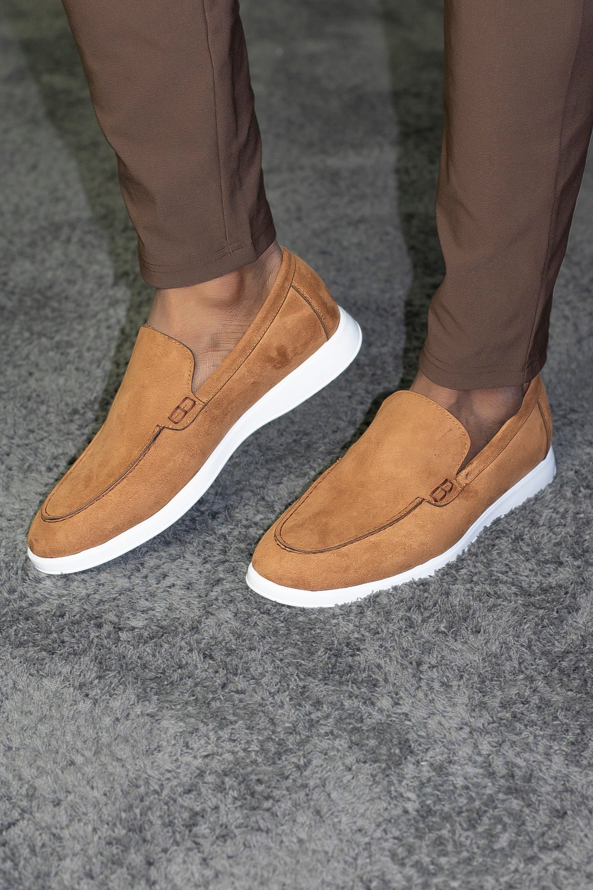 THE MONCLOVA ESSENTIAL LOAFER - Vibes Fashion