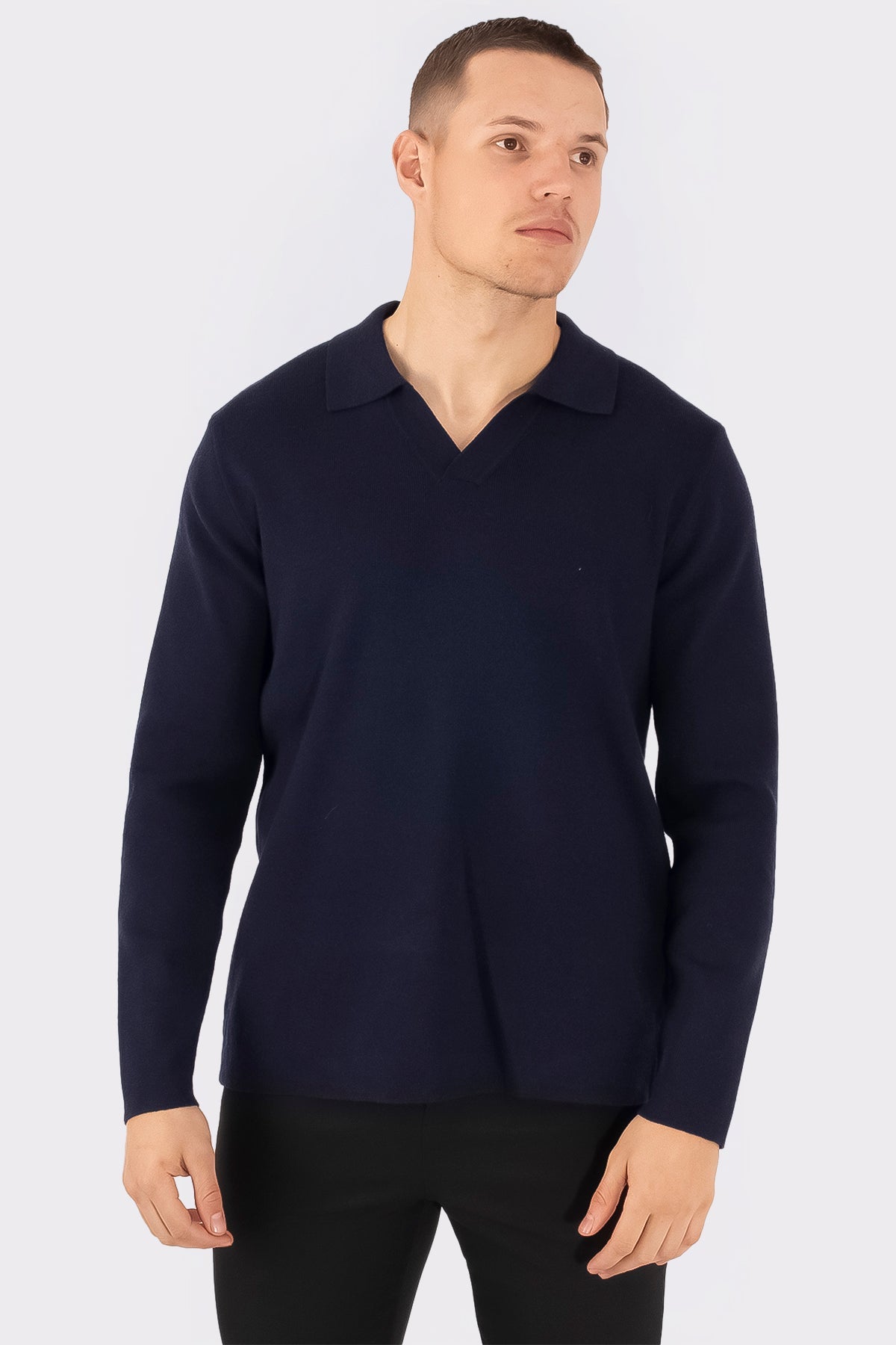 THE OSLO V-NECK SWEATER - Vibes Fashion