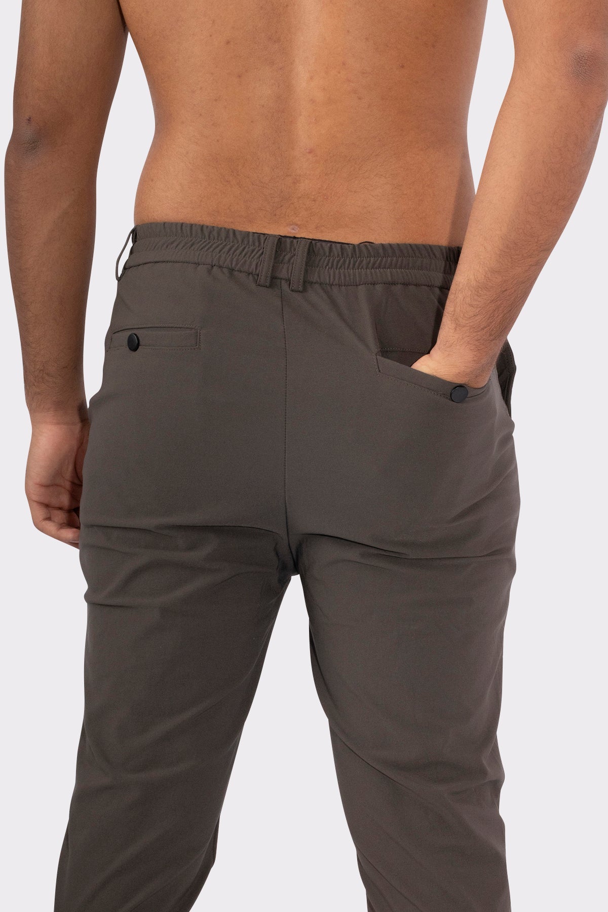 THE ROSARIO TECH TROUSERS - Vibes Fashion