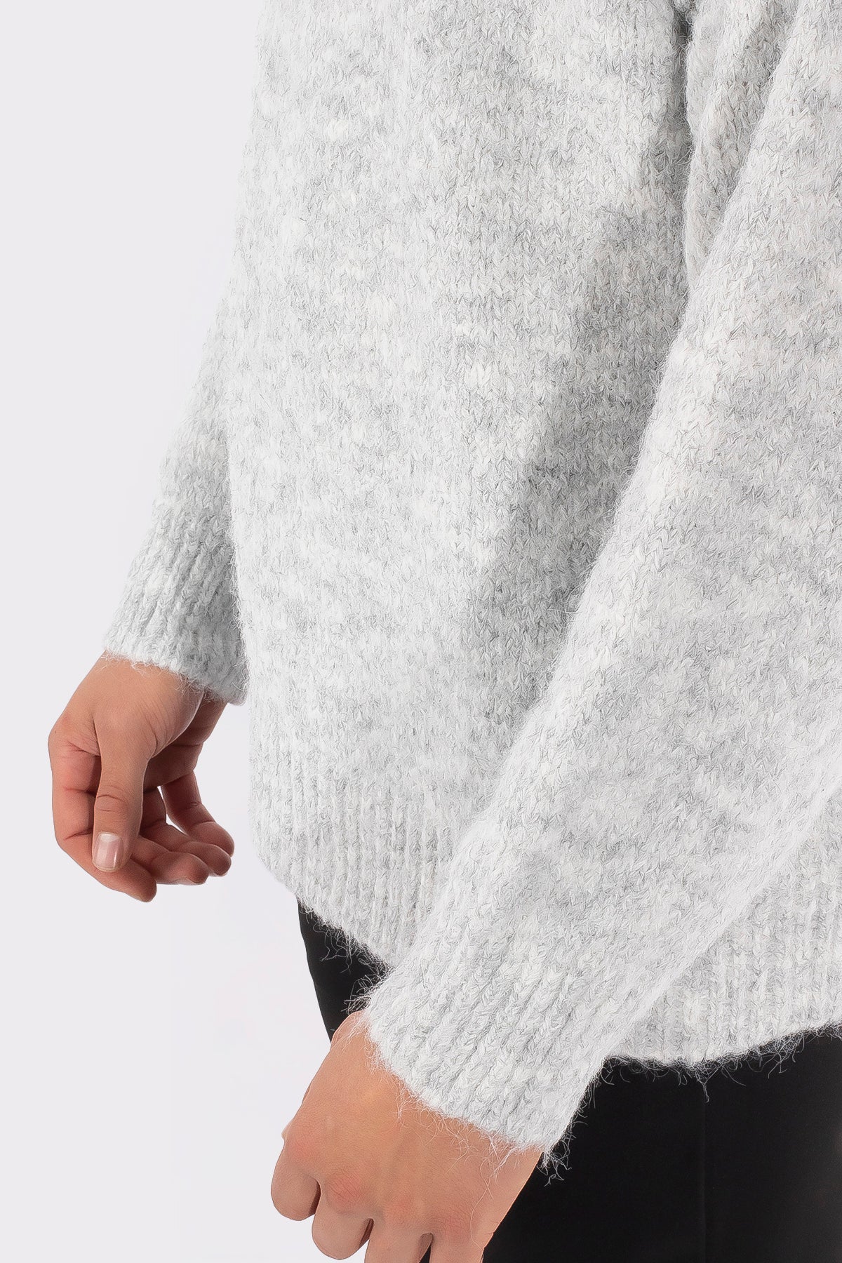THE SARMATO OVERSIZED KNITTED SWEATER - Vibes Fashion
