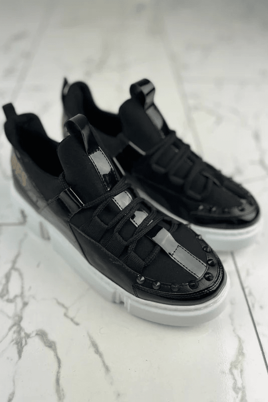 THE SPIKES SNEAKERS - Vibes Fashion