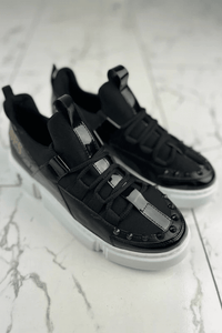 THE SPIKES SNEAKERS - Vibes Fashion