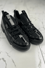 THE SPIKES SNEAKERS - Vibes Fashion