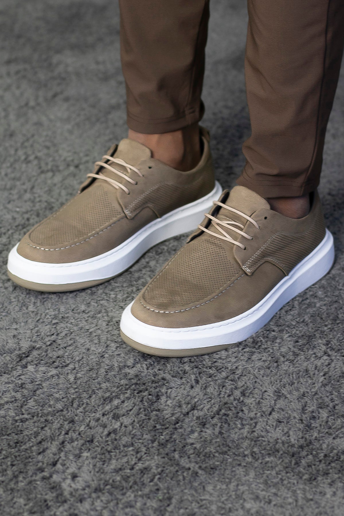 THE STOCKHOLM PREMIUM SNEAKER - Vibes Fashion