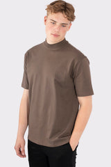 THE URBAN NECKLINE T-SHIRT - Vibes Fashion