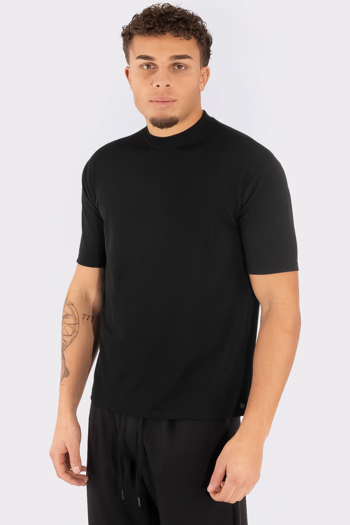 THE VICTOR T-SHIRT - Vibes Fashion
