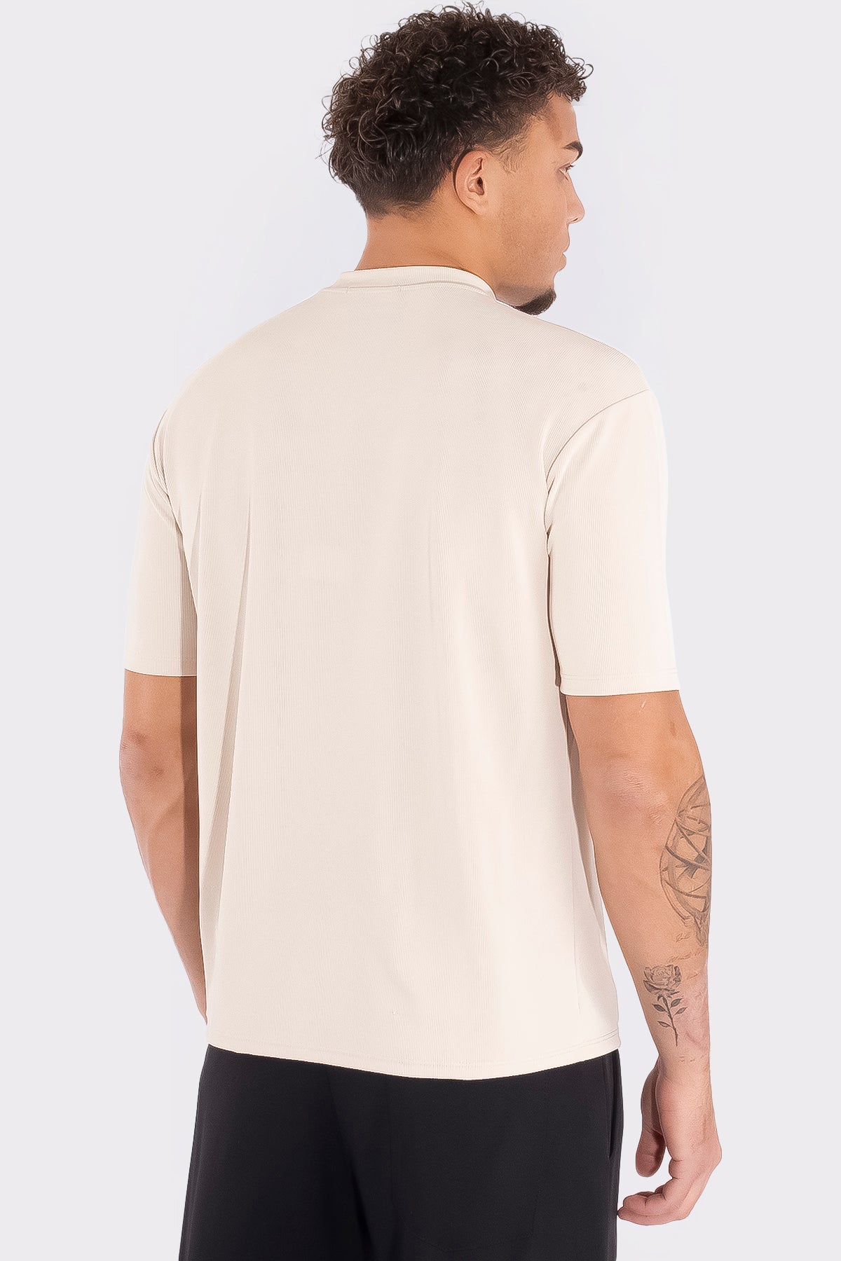 THE VICTOR T-SHIRT - Vibes Fashion