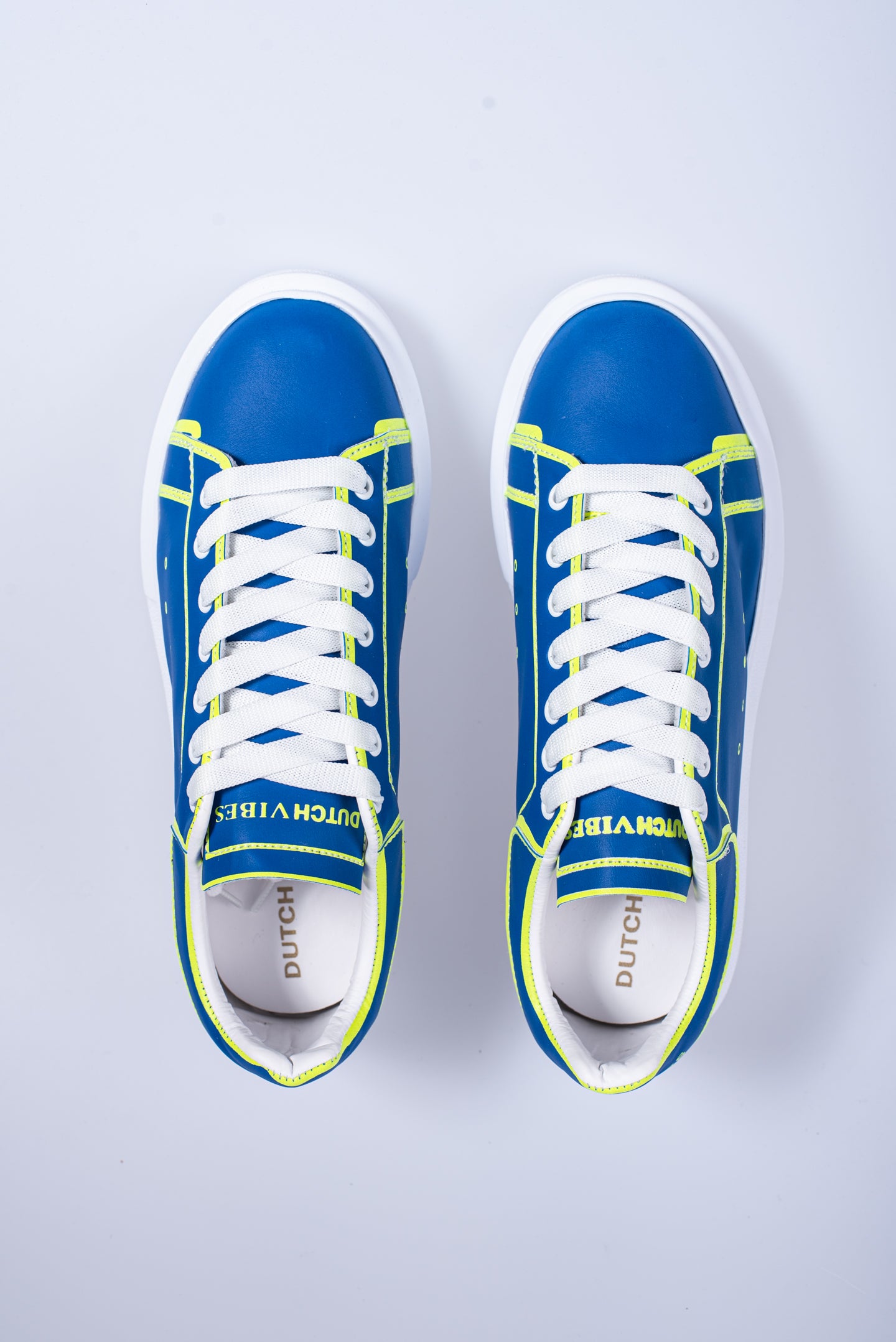 'Dutchvibes' Sneakers voor Heren - Striped met Zachte Witte Zool - Herenkleding Vibes Fashion (6850676654163)